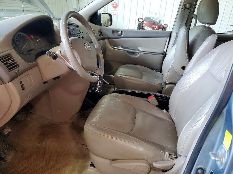 2010 Toyota Sienna VIN 5TDKK4CCXAS342361 COPART salvage auction — ALL OVER, Ny - Certificate Of Title, sold $425 on 2026-07-04 (photo 7)