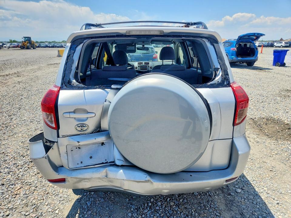 2007 Toyota Rav 4 VIN JTMBD33VX75056000 COPART salvage auction — REAR END, Co - Salvage Title, sold $1,550 on 2026-07-28 (photo 6)