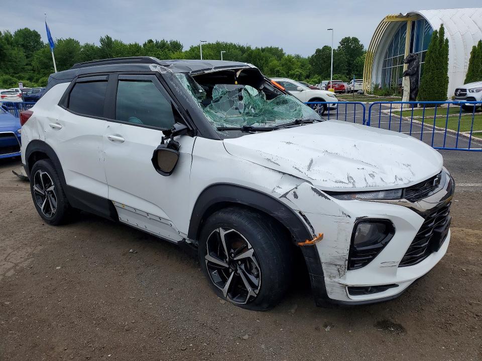 2021 Chevrolet Trailblazer VIN KL79MUSL8MB002841 COPART salvage auction — ROLLOVER, In - Certificate Of Title, sold $4,700 on 2026-07-30 (photo 4)