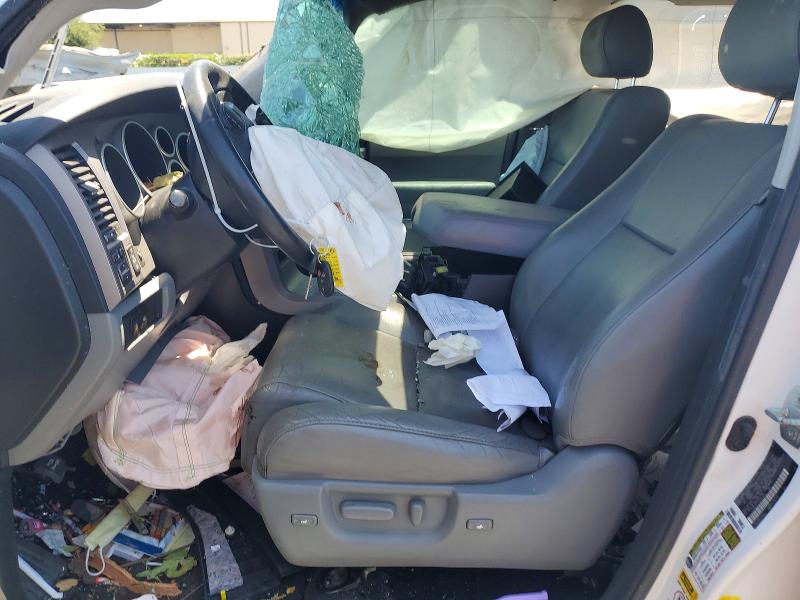2013 Toyota Sequoia VIN 5TDKY5G1XDS047536 COPART salvage auction — ROLLOVER, CA - NON-REPAIRABLE VEHICLE CERT, sold $1,550 on 2026-07-16 (photo 7)