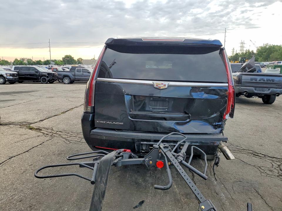 2016 Cadillac VIN 1GYS4KKJ9GR460188 COPART salvage auction — REAR END, Co - Public - Salvage Title, sold $7,900 on 2026-07-07 (photo 6)