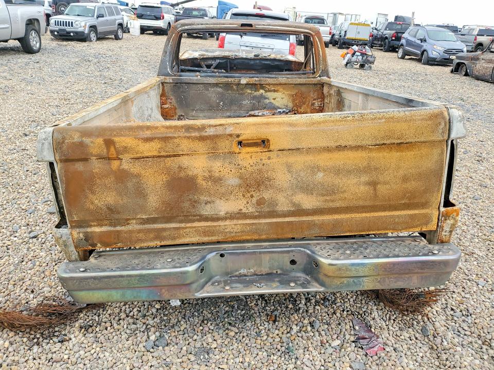 1989 Ford F-250 VIN 1FTHF26H6KKA00425 COPART salvage auction — BURN, Tx - Nonrepairable Title, sold $90 on 2026-07-07 (photo 6)