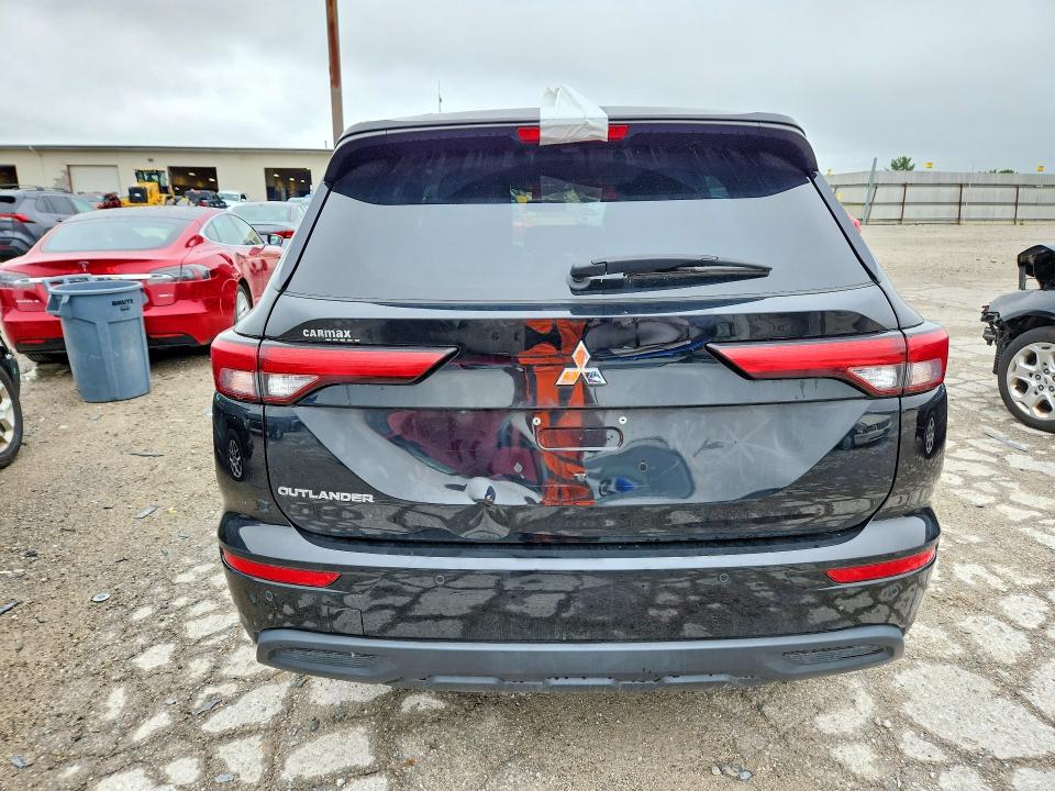2023 Mitsubishi Outlander VIN JA4J3TA80PZ020587 COPART salvage auction — MINOR DENT/SCRATCHES, In - Certificate Of Title (P), sold $7,400 on 2026-07-27 (photo 6)