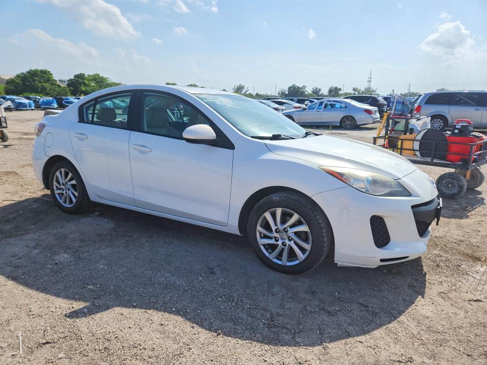 2012 Mazda 3 VIN JM1BL1W82C1692456 COPART salvage auction — REAR END, Fl - Cert Of Title Slvg Rebuildable, sold $1,100 on 2026-07-16 (photo 4)