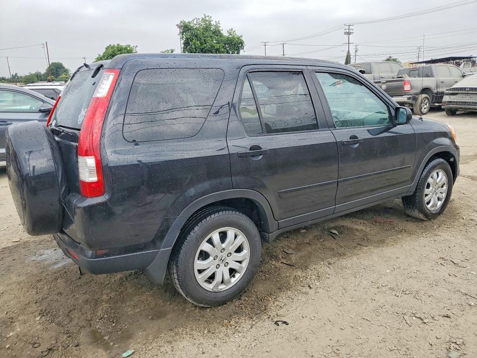 2006 Honda Cr-v VIN JHLRD789X6C012755 COPART salvage auction — MINOR DENT/SCRATCHES, CA - DIS/DLR/EXP ONLY CLEAN TITLE, sold $924 on 2026-07-19 (photo 3)