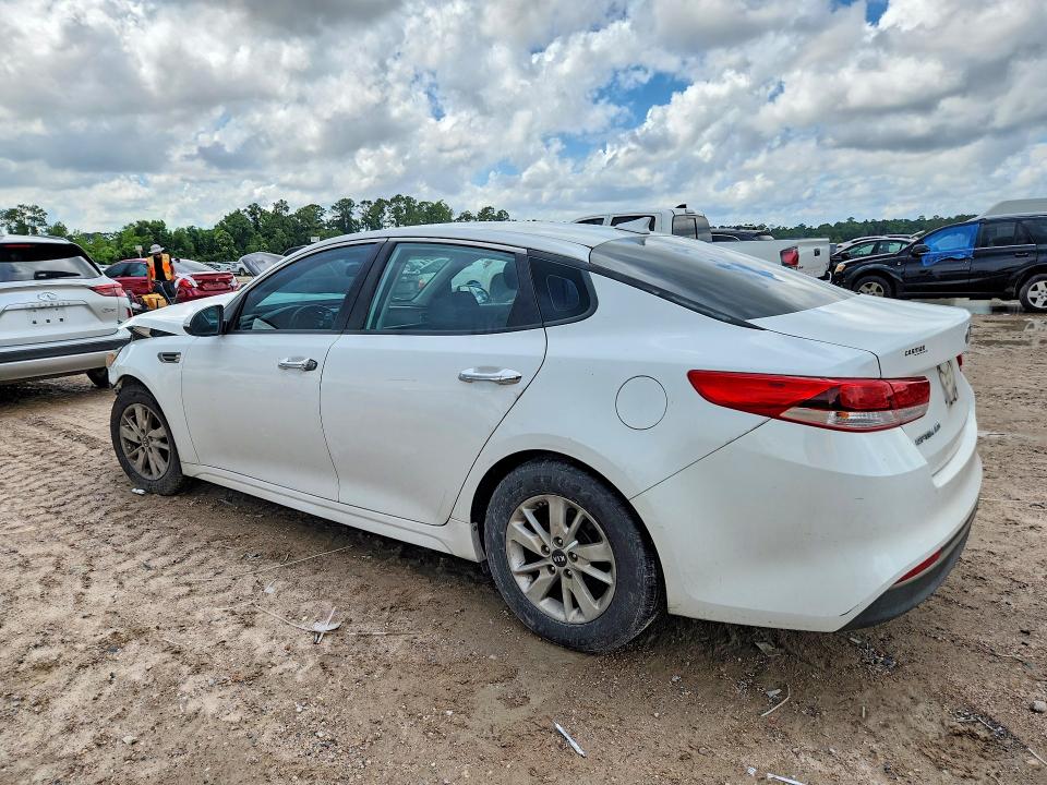 2018 Kia Optima VIN 5XXGT4L3XJG199853 COPART salvage auction — FRONT END, TX - CERTIFICATE OF TITLE, sold $400 on 2026-07-17 (photo 2)