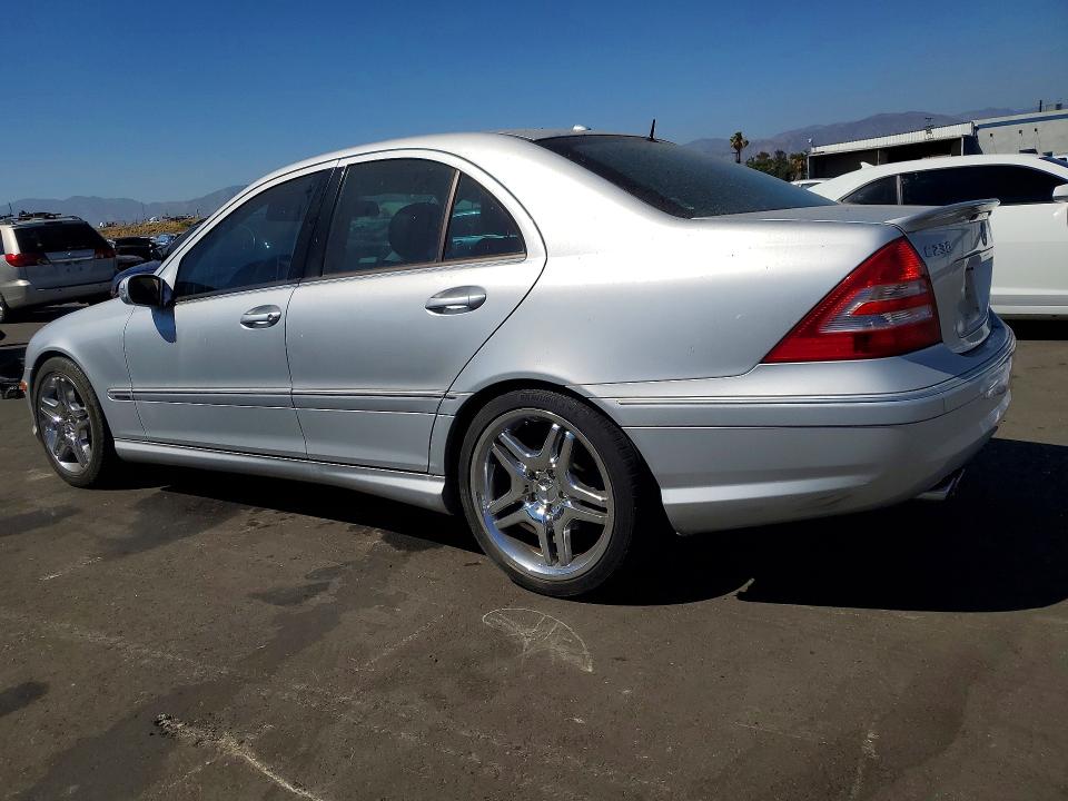 2007 Mercedes-benz C class VIN WDBRF52H17F854149 COPART salvage auction — MECHANICAL, Ca - Dis/Dlr/Exp Only Clean Title, sold $375 on 2026-07-08 (photo 2)