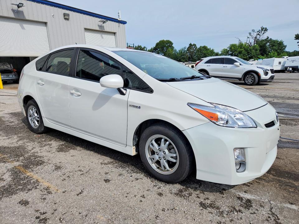 2011 Toyota Prius VIN JTDKN3DU3B0311949 COPART salvage auction — HAIL, MO - SALVAGE CERTIFICATE OF TITLE, sold $2,350 on 2026-07-29 (photo 4)