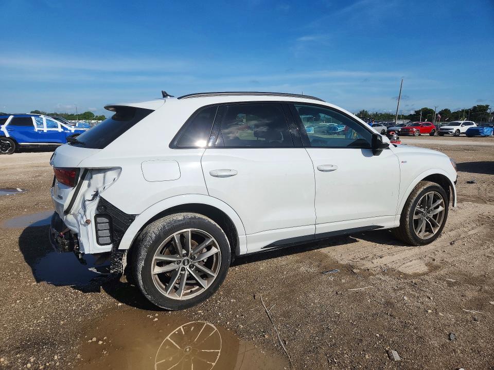 2022 Audi Q3 VIN WA1DECF33N1134079 COPART salvage auction — REAR END, FL - CERT OF TITLE SLVG REBUILDABLE, sold $1,200 on 2026-07-23 (photo 3)