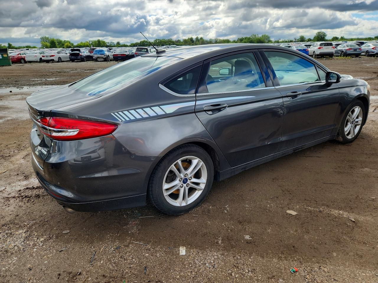 2018 Ford Fusion VIN 3FA6P0HD7JR189105 COPART salvage auction — Rear End, IL - SALVAGE CERTIFICATE, sold $1,100 on 2026-07-09 (photo 3)