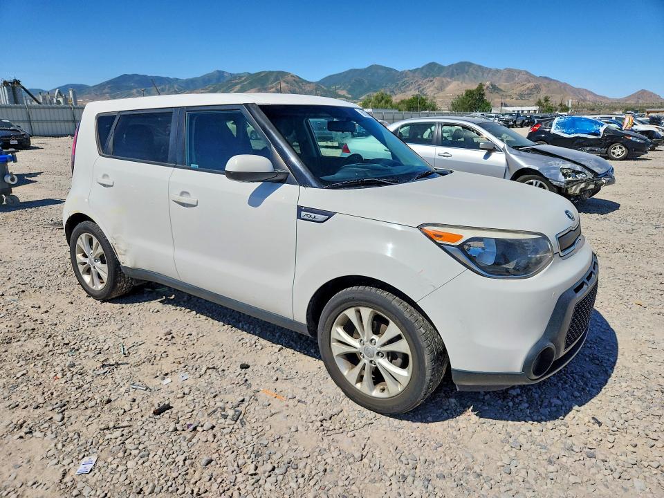 2015 Kia Soul VIN KNDJN2A24F7793479 COPART salvage auction — VANDALISM, Ut - Salvage Certificate, sold $1,200 on 2026-07-31 (photo 4)