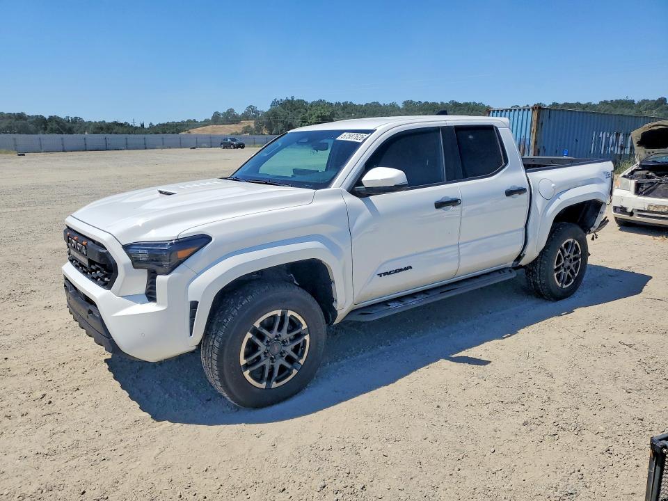 2024 Toyota Tacoma VIN 3TMLB5JN1RM015096 — COPART salvage auction photo