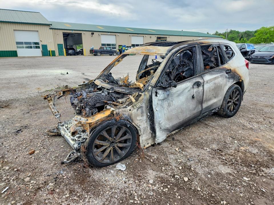 2018 BMW X3 VIN 5UXTR9C55JLD66858 COPART salvage auction — INTERIOR BURN, NY - MV-907A DISMANTLERS, sold $225 on 2026-07-20 (photo 1)