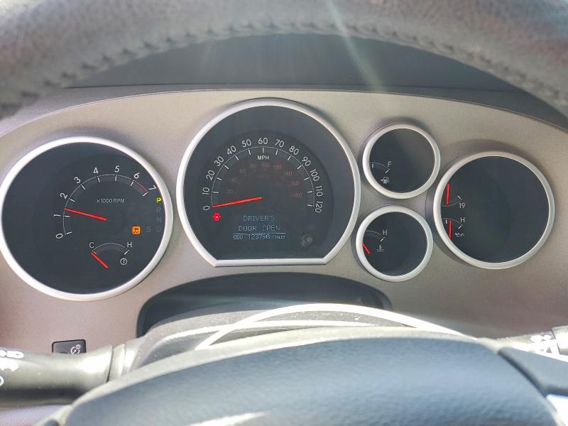 2017 Toyota VIN 5TDKY5G15HS066856 COPART salvage auction — SIDE, Sc - Cert Of Title-Salvage, sold $300 on 2026-07-27 (photo 9)