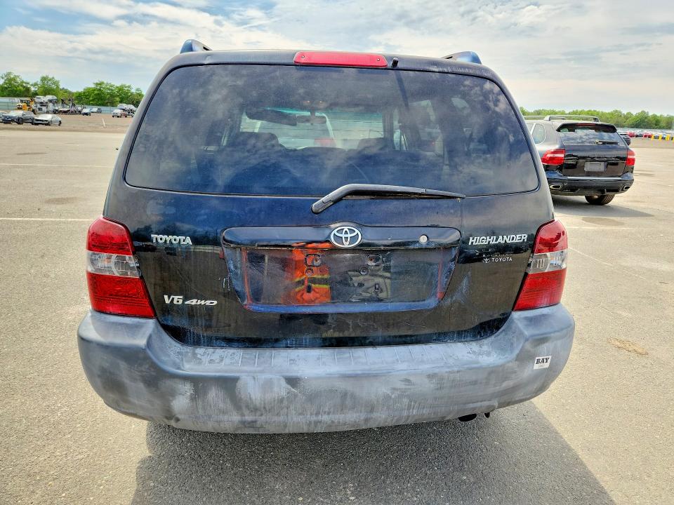 2005 Toyota Highlander VIN JTEEP21A550092407 COPART salvage auction — MINOR DENT/SCRATCHES, NY - CERTIFICATE OF TITLE, sold $800 on 2026-07-13 (photo 6)