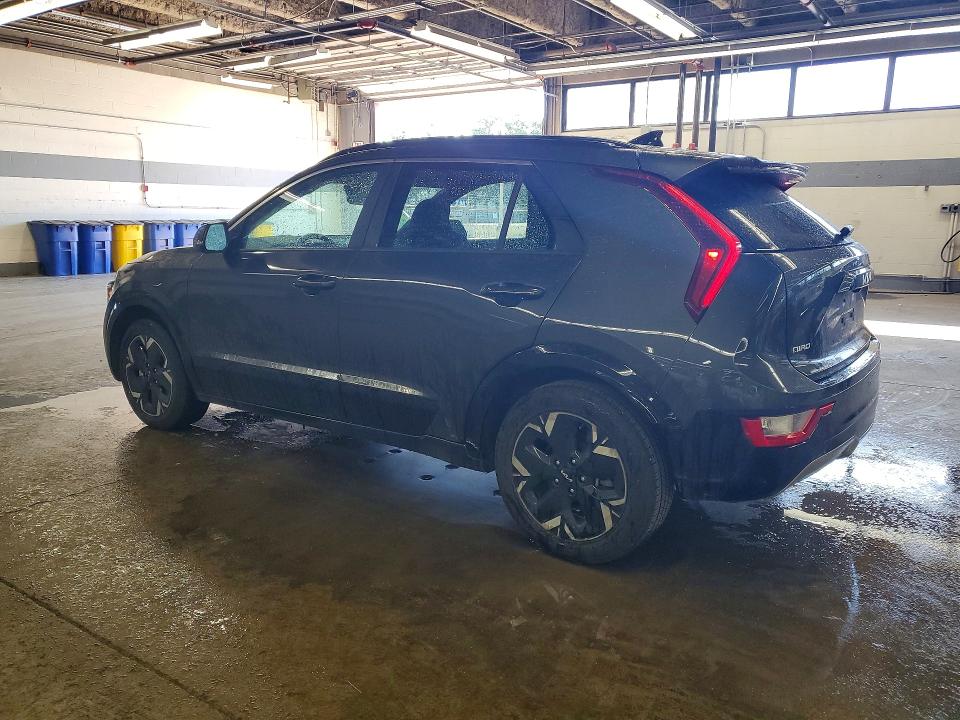 2023 Kia Niro VIN KNDCR3L14P5075144 COPART salvage auction — FRONT END, IL - SALVAGE CERTIFICATE, sold $10,000 on 2026-07-29 (photo 2)