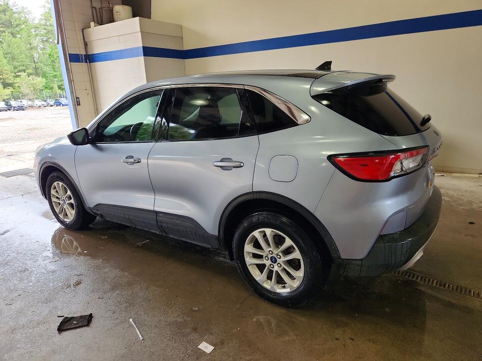 2022 Ford Escape VIN 1FMCU0BZ0NUA71563 COPART salvage auction — MECHANICAL, VA - CERTIFICATE OF TITLE, sold $4,550 on 2026-07-09 (photo 2)