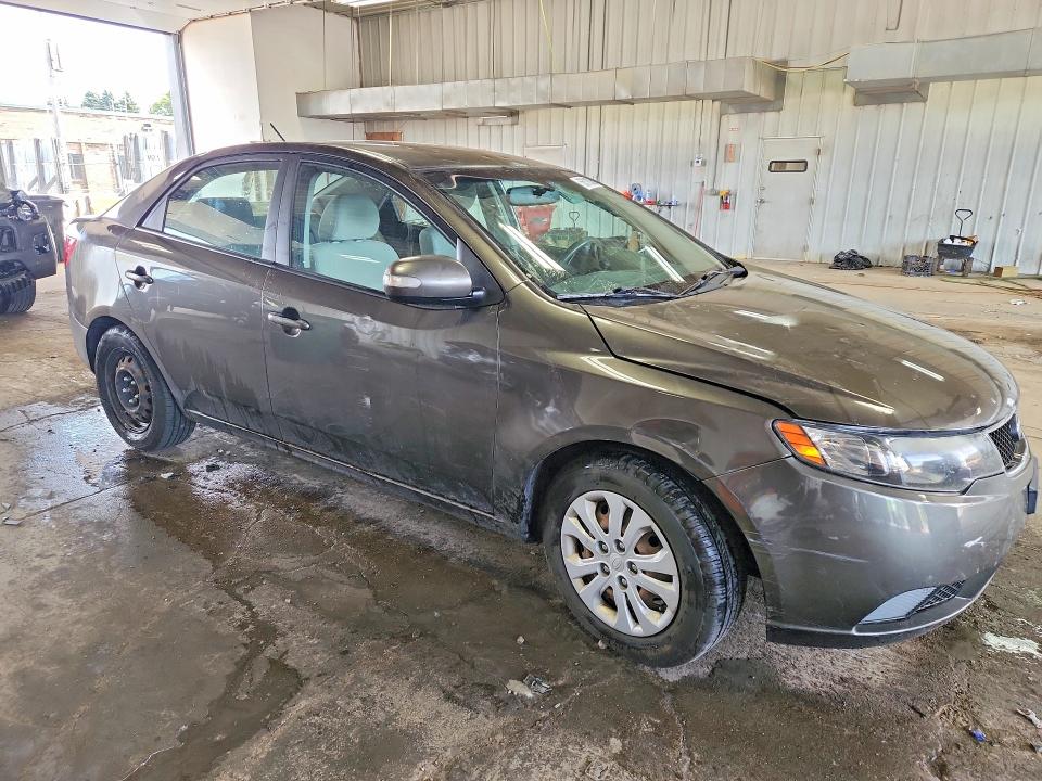 2010 Kia Forte VIN KNAFU4A20A5275231 COPART salvage auction — HAIL, WI - JUNKED VEHICLE BILL OF SALE, sold $400 on 2026-07-27 (photo 4)