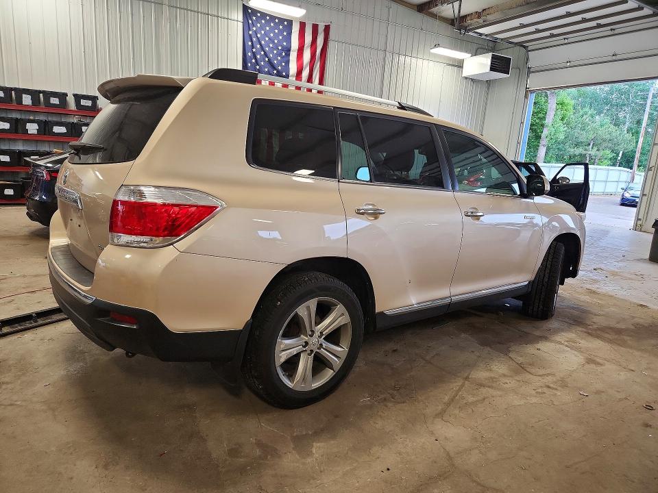 2011 Toyota Highlander VIN 5TDDK3EH1BS085913 COPART salvage auction — FRONT END, Mn - Cert Of Title-Salvage, sold $3,450 on 2026-07-16 (photo 3)