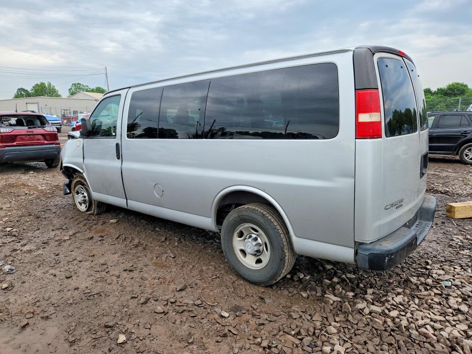 2015 Chevrolet VIN 1GAWGPFG6F1282188 COPART salvage auction — FRONT END, Pa - Certificate Of Salvage, sold $1,900 on 2026-08-03 (photo 2)