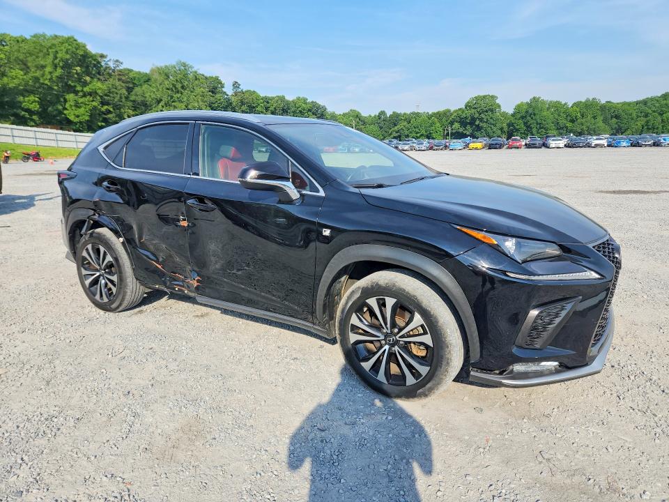 2020 Lexus Nx VIN JTJSARDZ0L5001897 COPART salvage auction — SIDE, Sc - Dealer Only Clean Title, sold $16,600 on 2026-07-29 (photo 4)