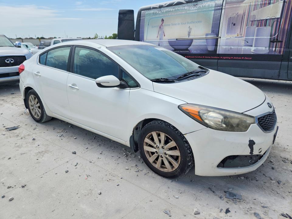 2014 Kia Forte VIN KNAFX4A81E5119832 COPART salvage auction — MECHANICAL, Tx - Certificate Of Title, sold $250 on 2026-07-02 (photo 4)