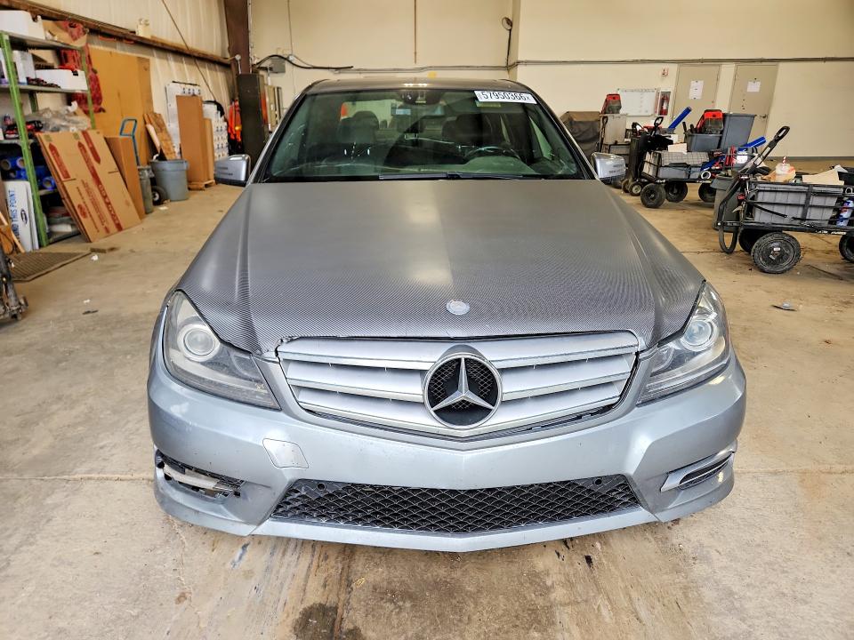 2014 Mercedes-benz C-klasse VIN WDDGF8ABXEA917496 COPART salvage auction — HAIL, AB - BOS - REBUILT, sold $3,400 on 2026-07-09 (photo 5)