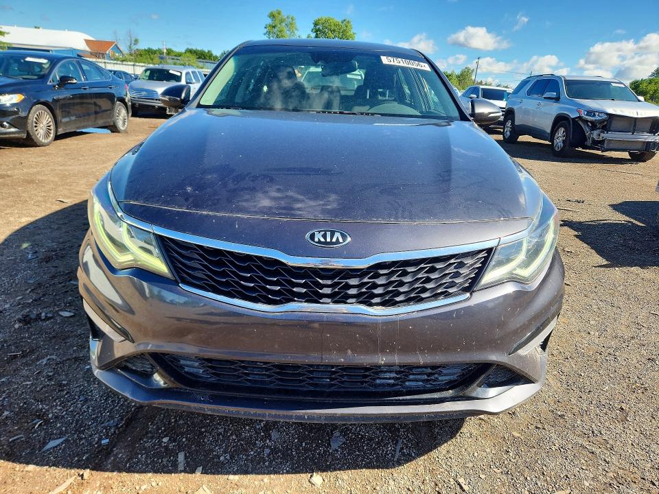 2019 Kia Optima VIN 5XXGT4L32KG329884 COPART salvage auction — VANDALISM, OH - CERT OF TITLE-SALVAGE, sold $825 on 2026-07-02 (photo 5)