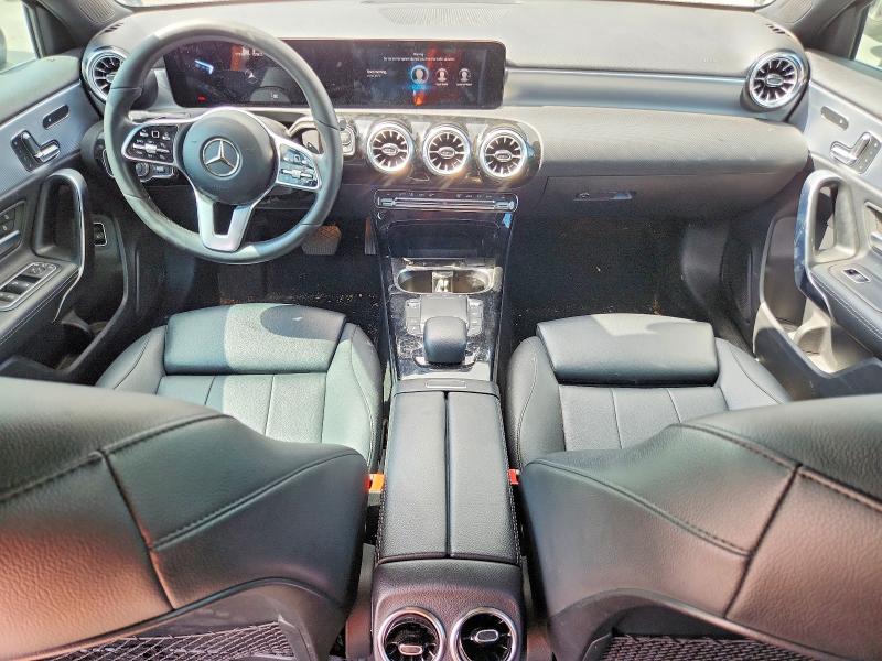 2022 Mercedes-benz A-klasse VIN W1K3G4EB4NJ351334 COPART salvage auction — NORMAL WEAR, Tx - Certificate Of Title (P), sold $10,500 on 2026-07-08 (photo 8)