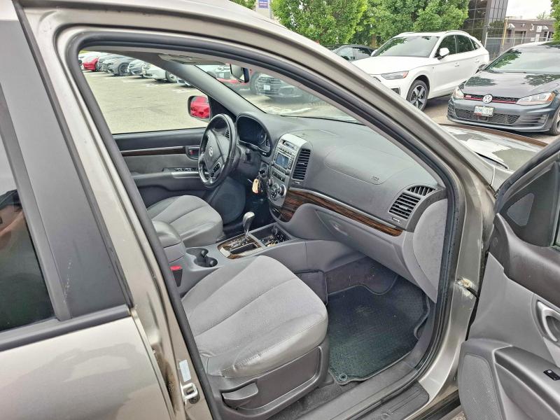 2012 Hyundai VIN 5XYZGDAG4CG129637 COPART salvage auction — NORMAL WEAR, On - Permit No Brand - Unfit (P), sold $900 on 2026-07-03 (photo 5)