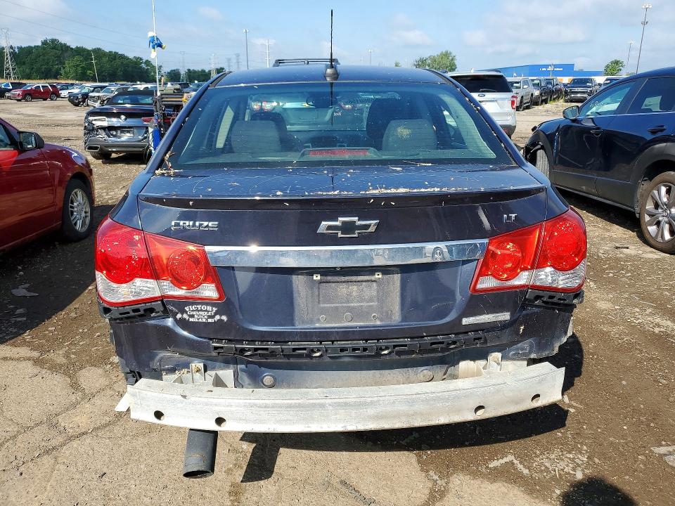 2015 Chevrolet Cruze VIN 1G1PC5SB8F7120056 COPART salvage auction — FRONT END, MI - CERT OF TITLE-REBUILT SALVAGE, sold $400 on 2026-07-02 (photo 6)