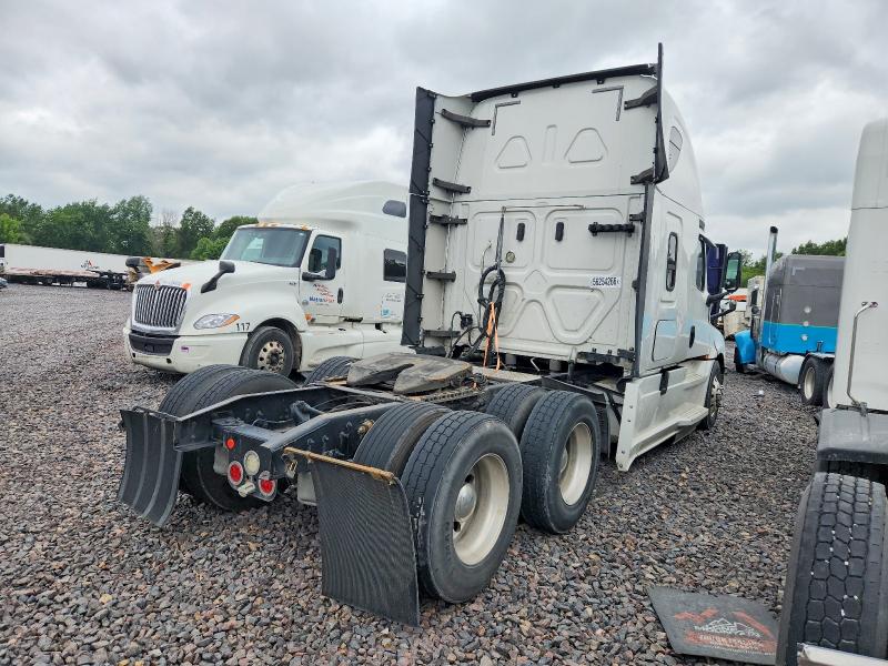 2020 Freightliner Cascadia 126 VIN 3AKJHHDRXLSLR0190 COPART salvage auction — FRONT END, WV - CERTIFICATE OF TITLE, sold $11,400 on 2026-07-14 (photo 4)