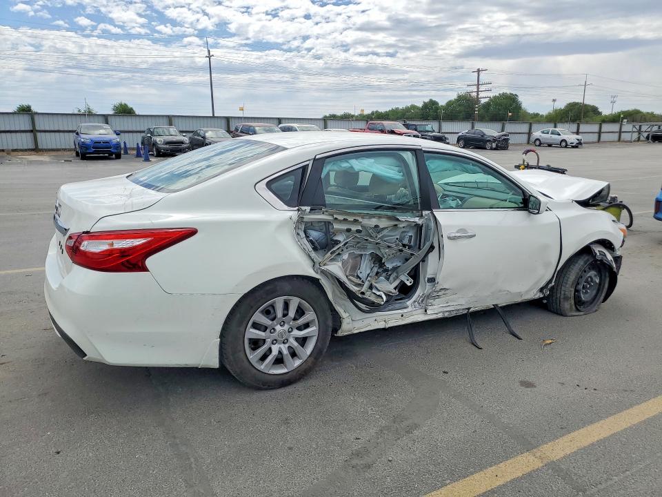2017 Nissan Altima VIN 1N4AL3AP5HN346378 COPART salvage auction — FRONT END, Id - Salvage Certificate Of Title, sold $90 on 2026-07-23 (photo 3)