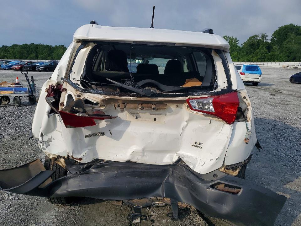 2015 Toyota Rav 4 VIN JTMBFREV6FJ042045 COPART salvage auction — REAR END, Sc - Cert Of Title-Salvage, sold $2,400 on 2026-07-27 (photo 6)