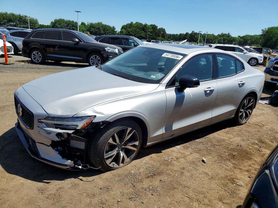 2024 Volvo VIN 7JRL12TL8RG299531 COPART salvage auction — FRONT END, CT - CERT OF TITLE-SALVAGE, sold $11,200 on 2026-07-02 (photo 1)