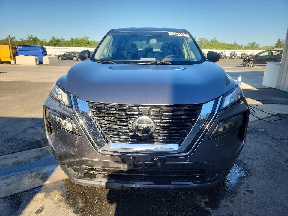 2021 Nissan Rogue sport VIN JN8AT3AA7MW014621 COPART salvage auction — MINOR DENT/SCRATCHES, Ca - Certificate Of Title, sold $11,700 on 2026-07-07 (photo 5)