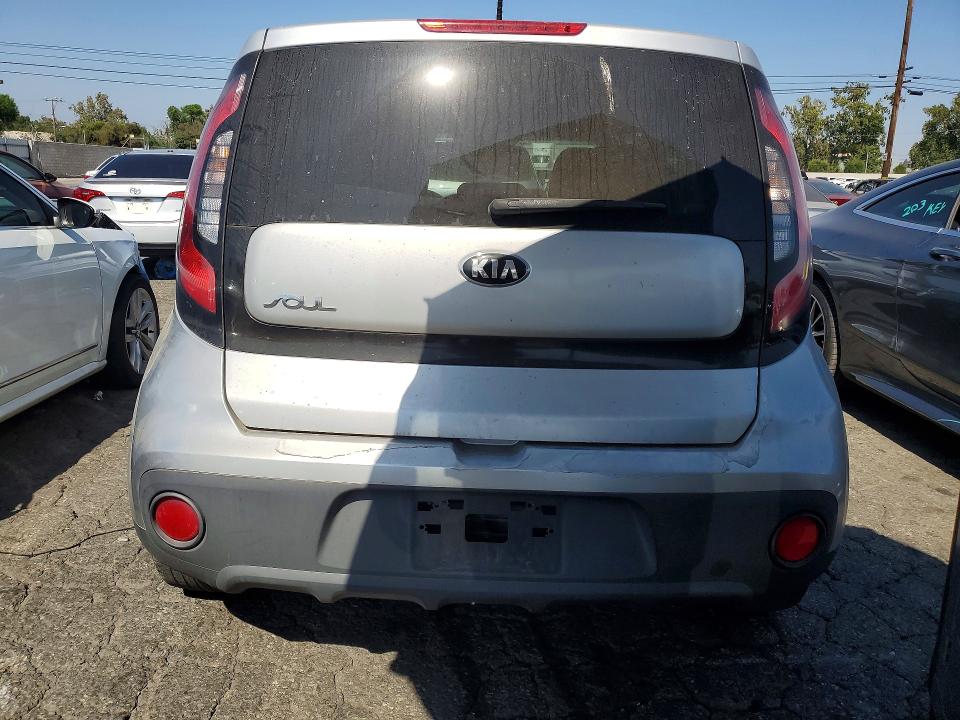 2018 Kia Soul VIN KNDJN2A20J7622091 COPART salvage auction — MINOR DENT/SCRATCHES, Ca - Cert Of Title-Salvaged, sold $2,050 on 2026-07-09 (photo 6)