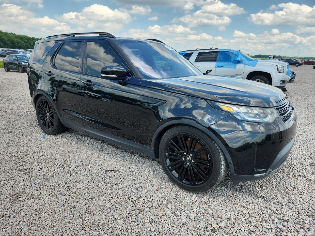 2017 Land Rover Discovery VIN SALRHBBV9HA047319 COPART salvage auction — Minor Dent/Scratches, NC - CERTIFICATE OF TITLE (P), sold $6,300 on 2026-06-30 (photo 4)