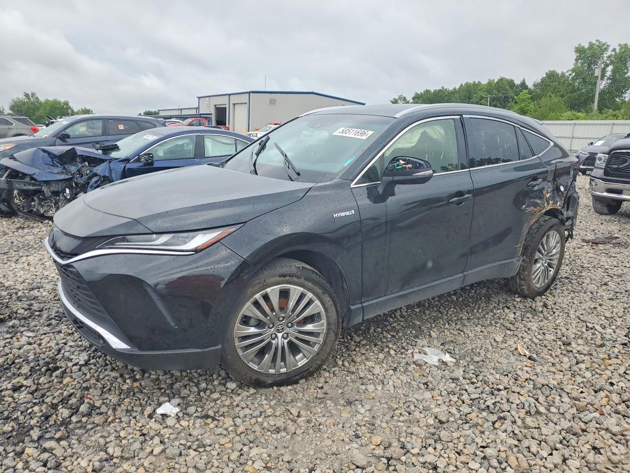 2021 Toyota Venza VIN JTEAAAAH2MJ035792 — COPART salvage auction photo