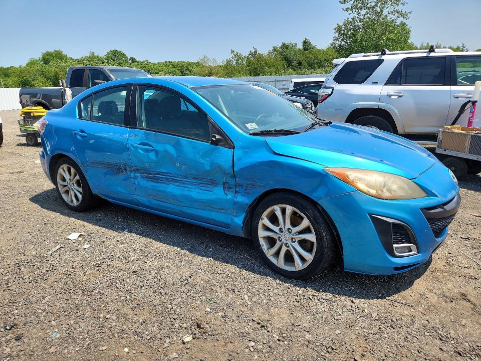 2010 Mazda 3 VIN JM1BL1S69A1147369 COPART salvage auction — SIDE, Ma - Cert Of Title-Reconstrctd Coll, sold $125 on 2026-07-29 (photo 4)