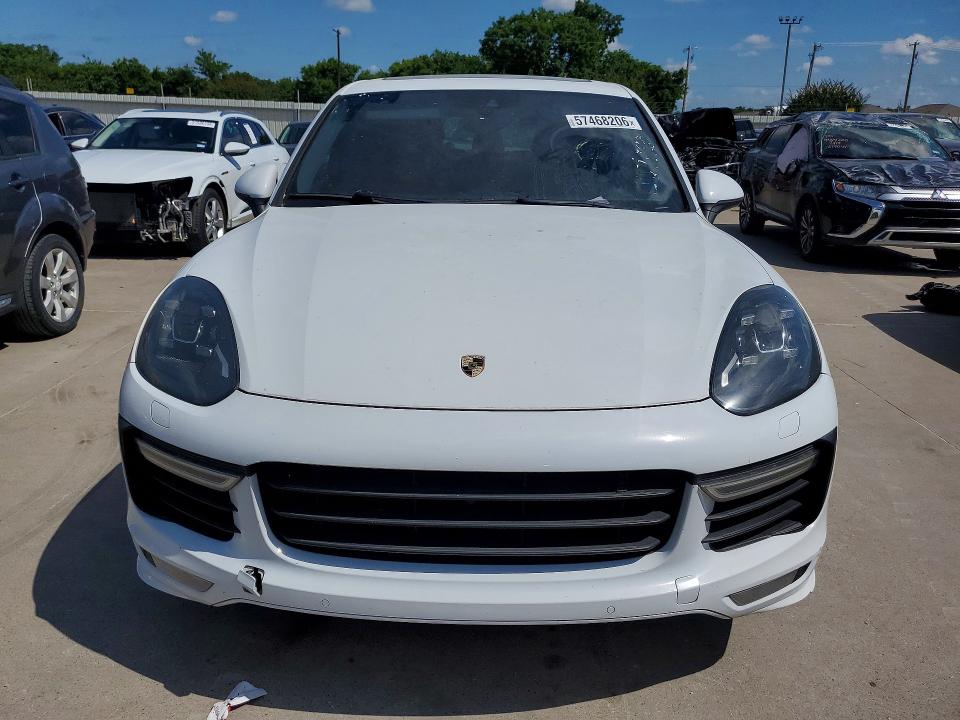 2016 Porsche Cayenne VIN WP1AD2A28GLA78473 COPART salvage auction — MINOR DENT/SCRATCHES, Tx - Certificate Of Title, sold $10,300 on 2026-07-23 (photo 5)