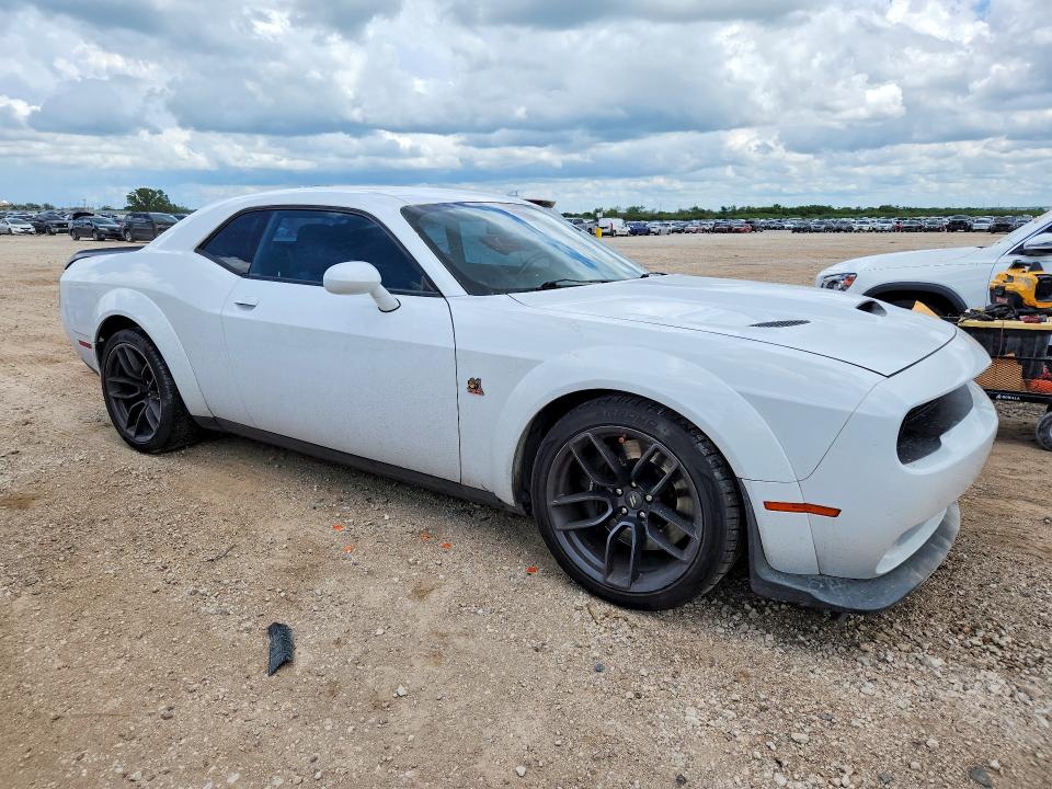 2019 Dodge Challenger VIN 2C3CDZFJ3KH624867 COPART salvage auction — WATER/FLOOD, Tx - Salvage Title-Flood Damage, sold $9,000 on 2026-07-23 (photo 4)