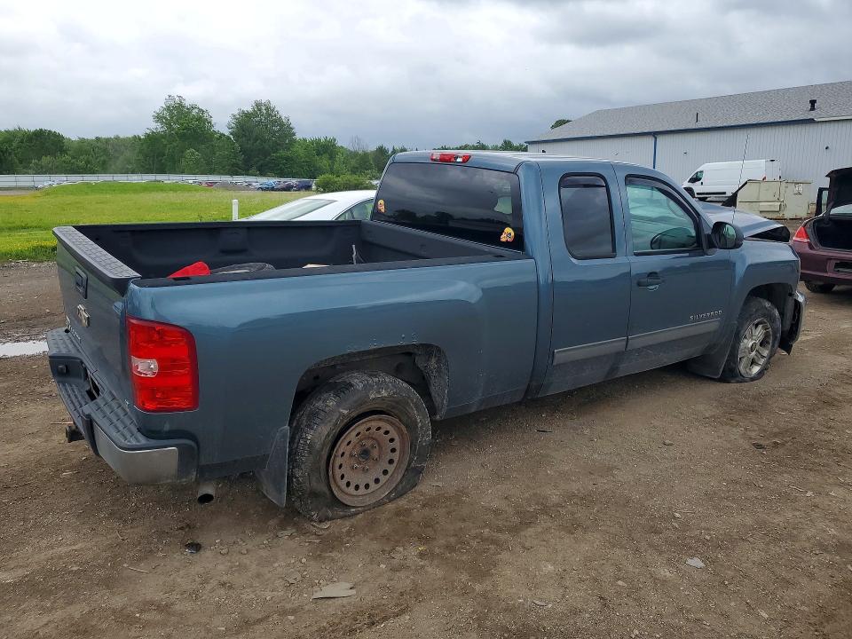 2013 Chevrolet Silverado 1500 VIN 1GCRKSE72DZ219952 COPART salvage auction — ALL OVER, Oh - Cert Of Title-Salvage, sold $2,100 on 2026-07-02 (photo 3)