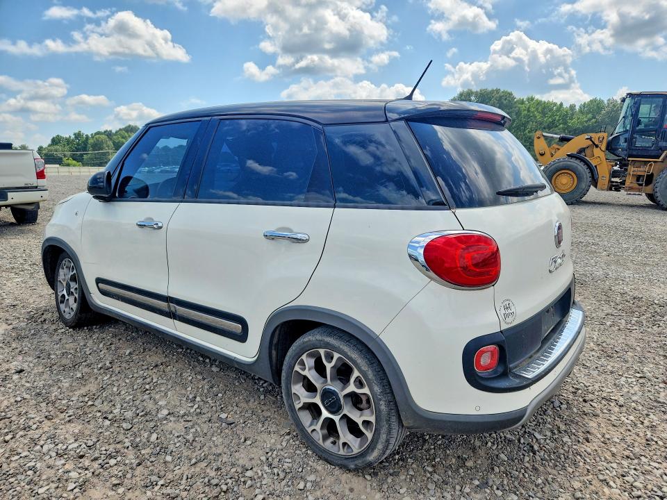 2015 Fiat 500l VIN ZFBCFADH9FZ031174 COPART salvage auction — SIDE, Ar - Cert Of Title-Salvage, sold $325 on 2026-08-17 (photo 2)