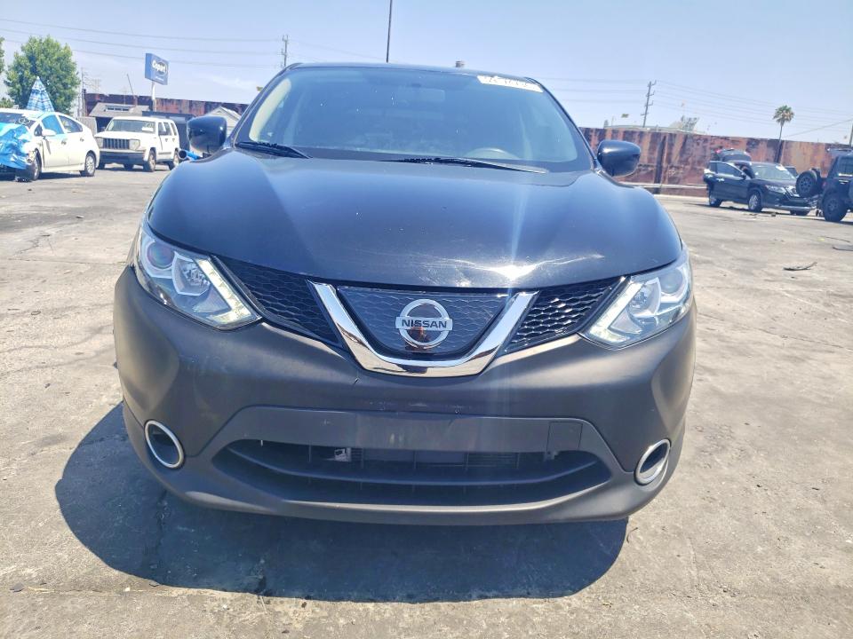 2019 Nissan Rogue VIN JN1BJ1CP5KW241768 COPART salvage auction — NORMAL WEAR, Ca - Salvage Certificate, sold $2,650 on 2026-07-08 (photo 5)