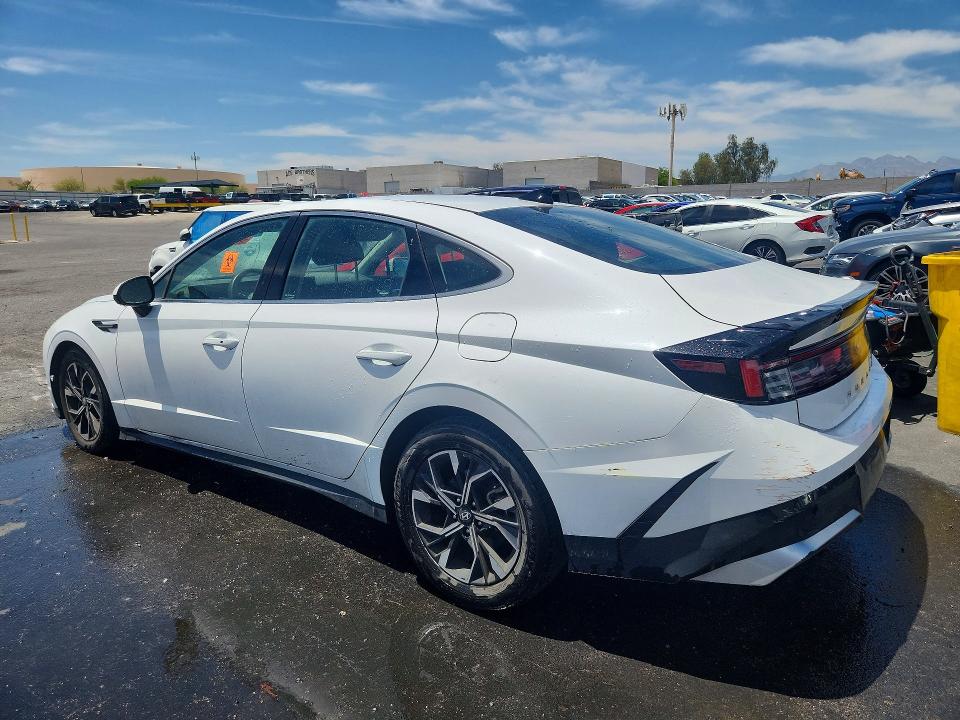 2025 Hyundai Sonata VIN KMHL64JA5SA487182 COPART salvage auction — FRONT END, Nv - Salvage Title, sold $8,600 on 2026-07-06 (photo 2)