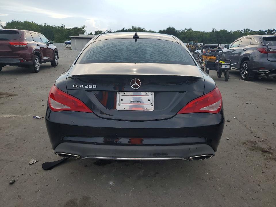 2018 Mercedes-benz VIN WDDSJ4EBXJN592718 COPART salvage auction — MINOR DENT/SCRATCHES, Fl - Certificate Of Title, sold $2,600 on 2026-07-29 (photo 6)