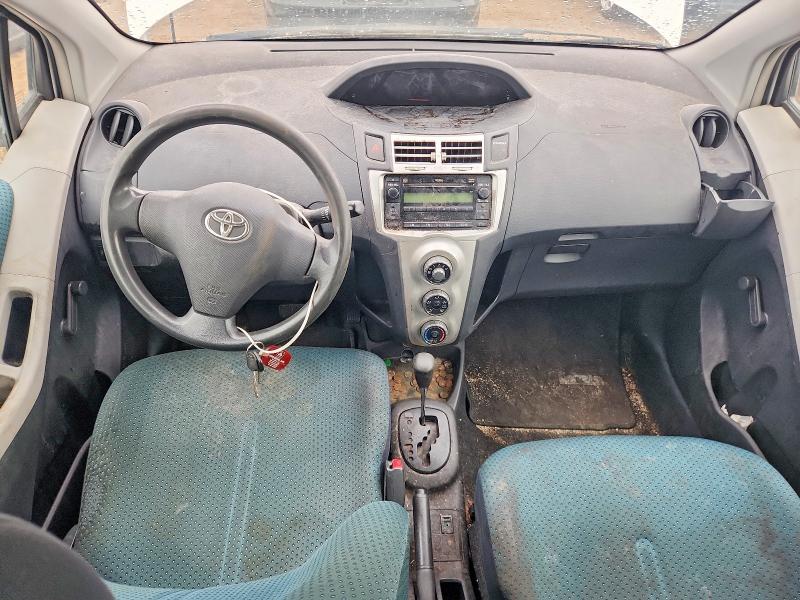 2008 Toyota Yaris VIN JTDJT923885201103 COPART salvage auction — NORMAL WEAR, Il - Cert Of Title-Corrected, sold $300 on 2026-07-02 (photo 8)