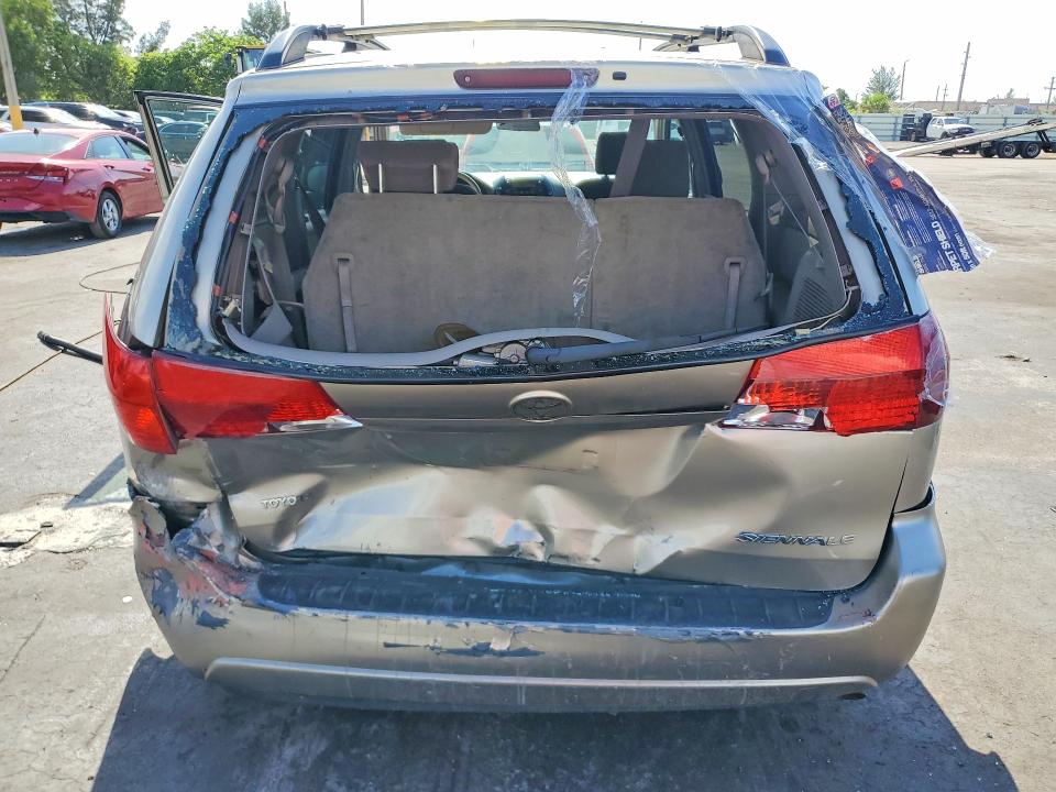 2004 Toyota Sienna VIN 5TDZA23C44S155871 COPART salvage auction — REAR END, FL - CERT OF TITLE SLVG REBUILDABLE, sold $275 on 2026-07-13 (photo 6)