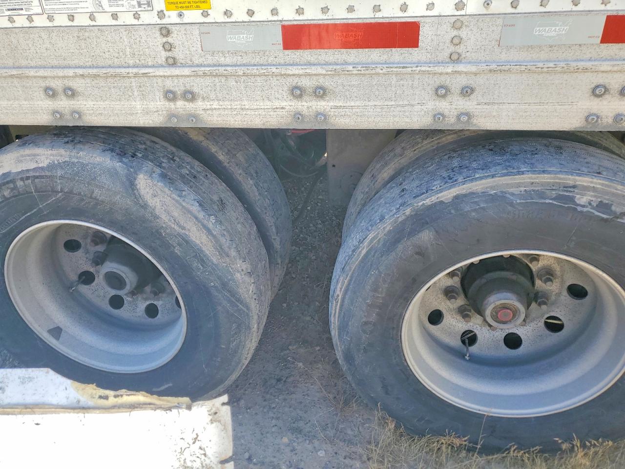 2019 Wabash 53'trailer VIN 1JJV532B3KL141225 COPART salvage auction — Rollover, ON - PERMIT NO BRAND - FIT, sold $1 on 2026-09-11 (photo 8)